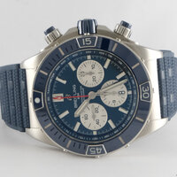 Breitling · Super Chronomat B01 44 — 6 / 8