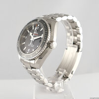 Omega · Seamaster Planet Ocean — 3 / 9 Omega · Seamaster Planet Ocean — 3 / 9