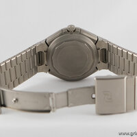 IWC · Porsche Design Chrono Automatic — 6 / 7 IWC · Porsche Design Chrono Automatic — 6 / 7