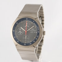 IWC · Porsche Design Chrono Automatic — 2 / 7 IWC · Porsche Design Chrono Automatic — 2 / 7