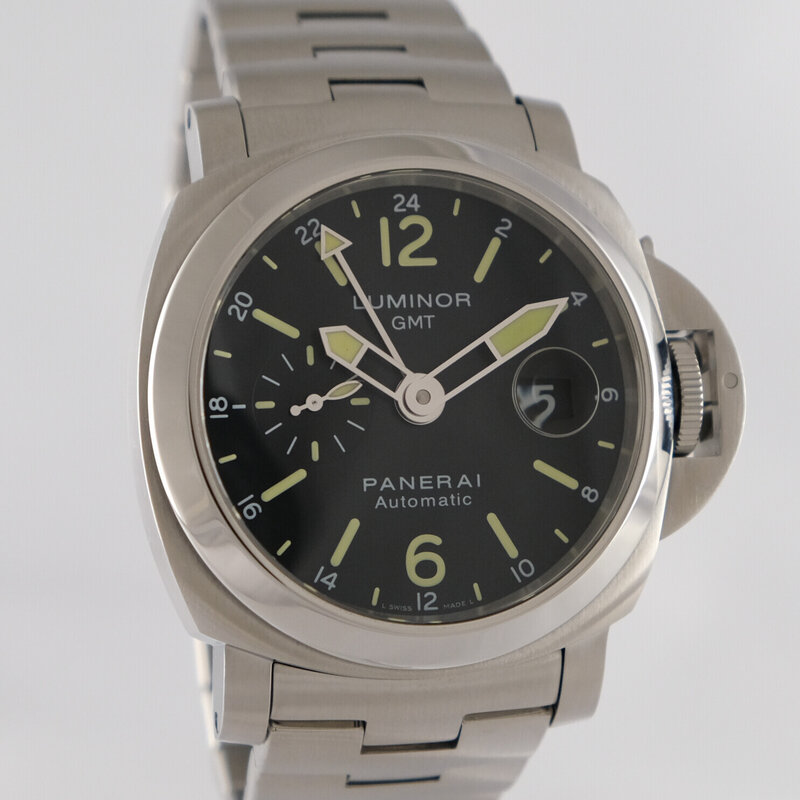 Panerai · Luminor GMT — 1 / 8