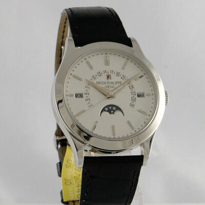 Patek Philippe · Ewiger Kalender Retrograd