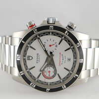 Tudor · Grandtour — 6 / 8 Tudor · Grandtour — 6 / 8