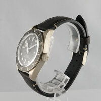 Tudor · Black Bay 58 925 — 3 / 8