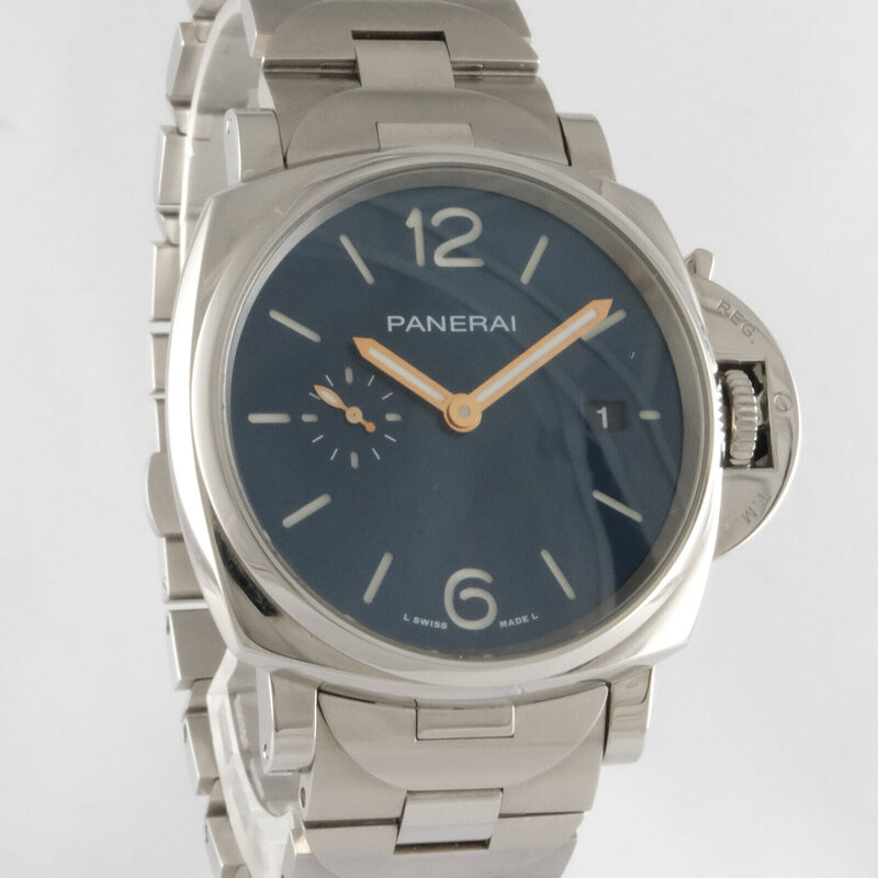 Panerai · Luminor Due — 1 / 9