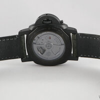 Panerai · Luminor GMT Ceramica — 5 / 7 Panerai · Luminor GMT Ceramica — 5 / 7