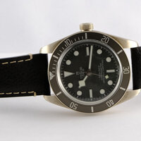 Tudor · Black Bay 58 925 — 6 / 8