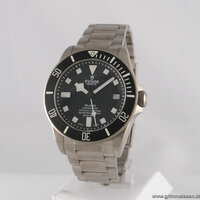 Tudor · Pelagos 42 — 2 / 9 Tudor · Pelagos 42 — 2 / 9