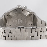 Vacheron Constantin · Overseas GMT Automatic — 4 / 8 Vacheron Constantin · Overseas GMT Automatic — 4 / 8