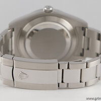 Rolex · Datejust II — 5 / 6 Rolex · Datejust II — 5 / 6