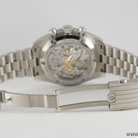 Omega · Speedmaster Moonwatch Professional — 6 / 9