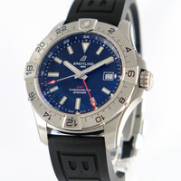 Breitling · Avenger GMT 44 — 2 / 8