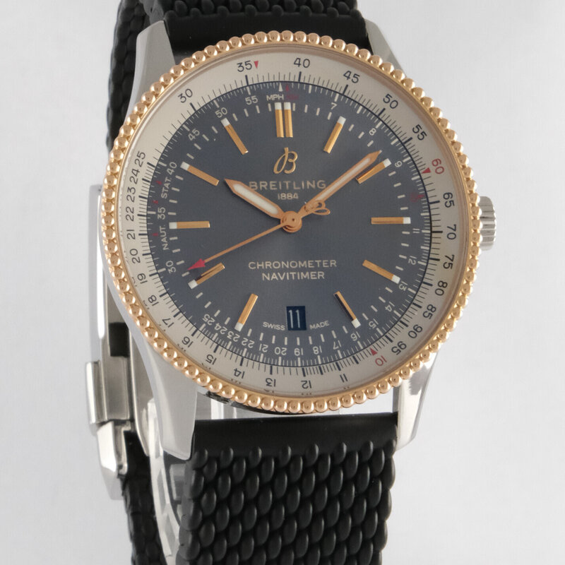 Breitling · Navitimer 1 Automatic 41 — 1 / 8