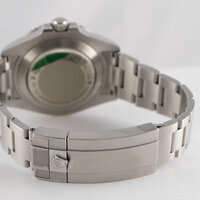 Rolex · Sea-Dweller 4000 — 5 / 9 Rolex · Sea-Dweller 4000 — 5 / 9