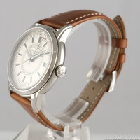 Patek Philippe · Calatrava Wochenkalender — 3 / 8 Patek Philippe · Calatrava Wochenkalender — 3 / 8