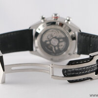 TAG Heuer · Carrera Kaliber Heuer 02 — 6 / 9 TAG Heuer · Carrera Kaliber Heuer 02 — 6 / 9