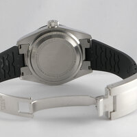 Tudor · Black Bay — 8 / 9