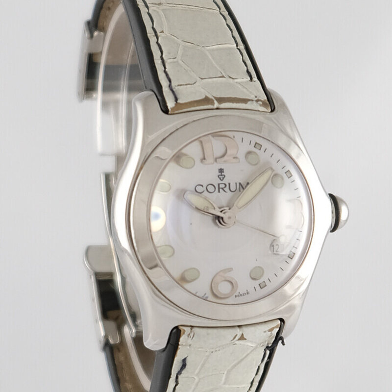 Corum · Damenarmbanduhr Bubble — 1 / 7 Corum · Damenarmbanduhr Bubble — 1 / 7