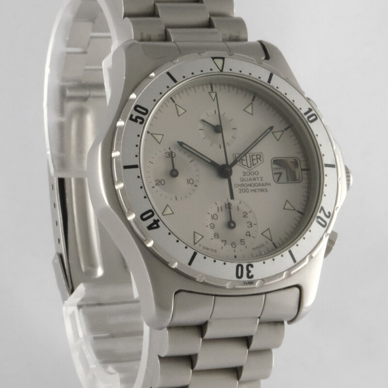 TAG Heuer · Chronograph 2000 — 1 / 9 TAG Heuer · Chronograph 2000 — 1 / 9