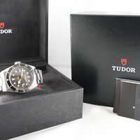 Tudor · Heritage Black Bay — 4 / 9