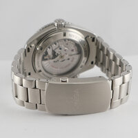 Omega · Seamaster Planet Ocean — 8 / 9 Omega · Seamaster Planet Ocean — 8 / 9