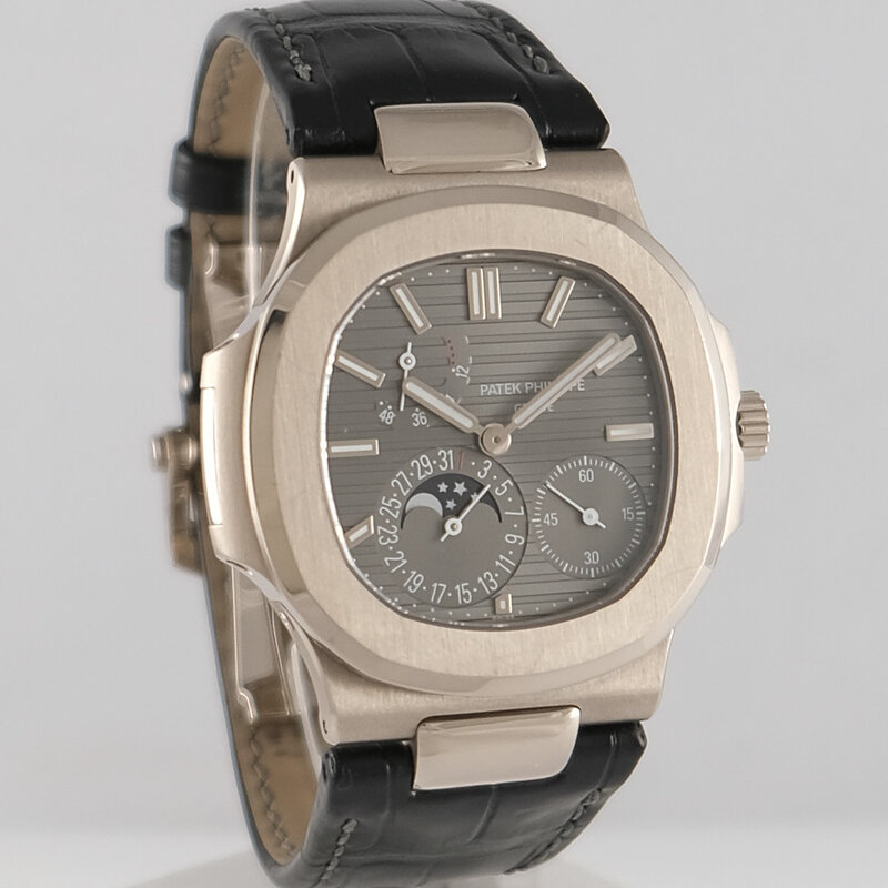 Patek Philippe · Nautilus — 1 / 9 Patek Philippe · Nautilus — 1 / 9