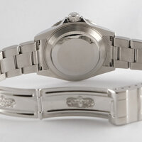 Rolex · Submariner — 8 / 9 Rolex · Submariner — 8 / 9