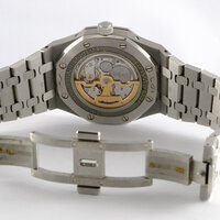 Audemars Piguet · Royal Oak Ewiger Kalender — 7 / 8 Audemars Piguet · Royal Oak Ewiger Kalender — 7 / 8