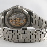 Audemars Piguet · Royal Oak Ewiger Kalender — 4 / 8 Audemars Piguet · Royal Oak Ewiger Kalender — 4 / 8