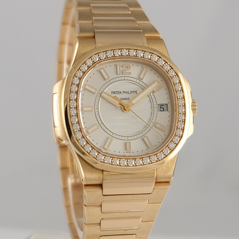 Patek Philippe · Damen Nautilus — 1 / 8 Patek Philippe · Damen Nautilus — 1 / 8