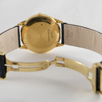 Piaget · Vollkalender — 7 / 8 Piaget · Vollkalender — 7 / 8