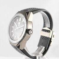 TAG Heuer · Carrera Connected Calibre 5 — 3 / 9