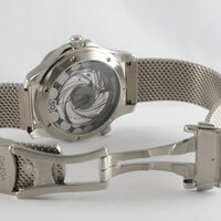 Omega · Seamaster Diver 300 James Bond 60th Anniversary — 4 / 9