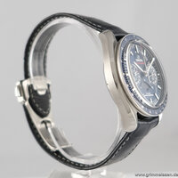 Omega · Speedmaster Mondphase Co-Axial Master Chronometer — 4 / 9 Omega · Speedmaster Mondphase Co-Axial Master Chronometer — 4 / 9