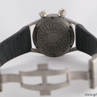 Porsche Design · Porsche Design World Timer — 6 / 8 Porsche Design · Porsche Design World Timer — 6 / 8