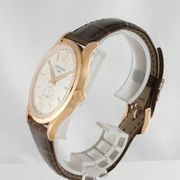 Patek Philippe · Calatrava — 3 / 8