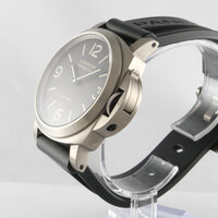 Panerai · Luminor Base 8 Days Titan — 5 / 8