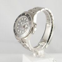 Rolex · Sea-Dweller 4000 — 3 / 8 Rolex · Sea-Dweller 4000 — 3 / 8