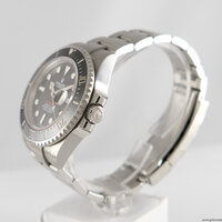 Rolex · Sea-Dweller 4000 — 6 / 9 Rolex · Sea-Dweller 4000 — 6 / 9