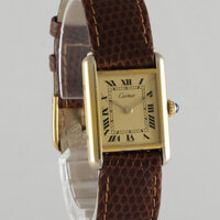 Cartier · Damenarmbanduhr Tank Must de Cartier — 2 / 7 Cartier · Damenarmbanduhr Tank Must de Cartier — 2 / 7