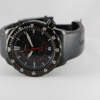 Sinn · Taucheruhr U2 — 8 / 8 Sinn · Taucheruhr U2 — 8 / 8