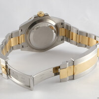 Rolex · Submariner — 7 / 8 Rolex · Submariner — 7 / 8