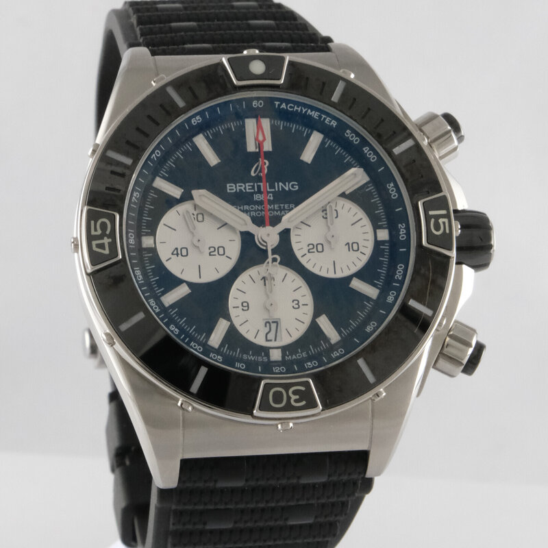 Breitling · Super Chronomat B01 44 — 1 / 9 Breitling · Super Chronomat B01 44 — 1 / 9
