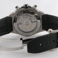 Breitling · Super Chronomat B01 44 — 8 / 9 Breitling · Super Chronomat B01 44 — 8 / 9