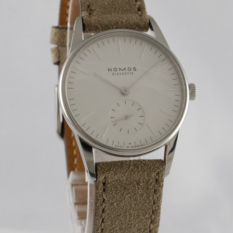 Nomos · Orion — 1 / 8