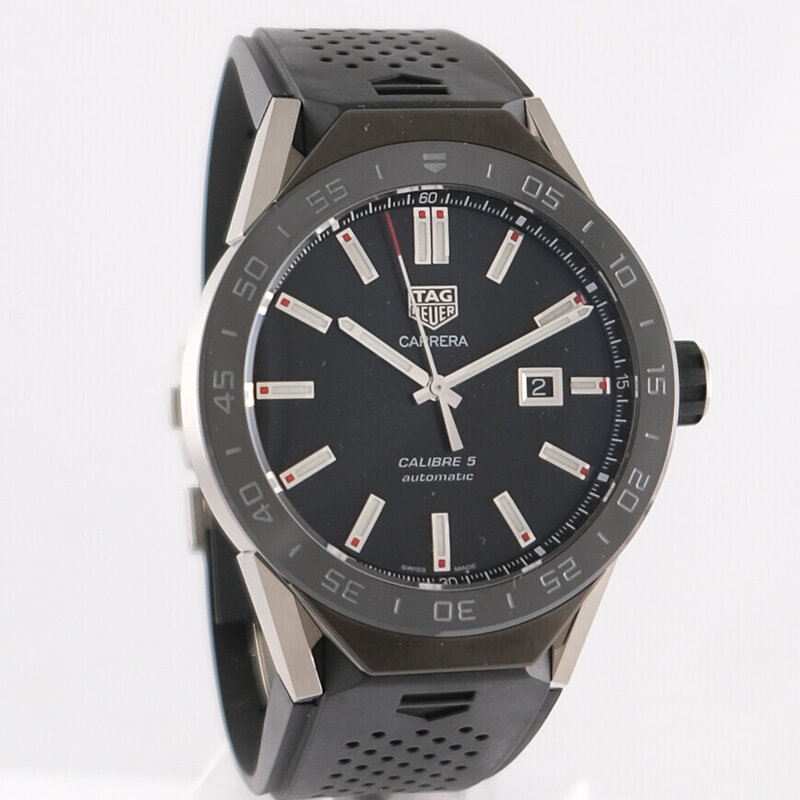 TAG Heuer · Carrera Connected Calibre 5 — 1 / 9