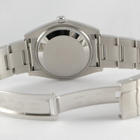 Rolex · Oyster — 8 / 9