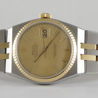 Rolex · Oysterquartz Datejust — 7 / 8 Rolex · Oysterquartz Datejust — 7 / 8