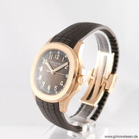 Patek Philippe · Aquanaut — 3 / 9