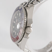 Rolex · GMT-Master II — 3 / 7 Rolex · GMT-Master II — 3 / 7